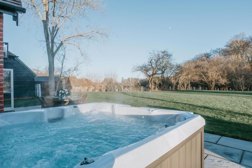 Hayward House, Hot Tub, Large Garden Vila Henley-on-Thames Exterior foto